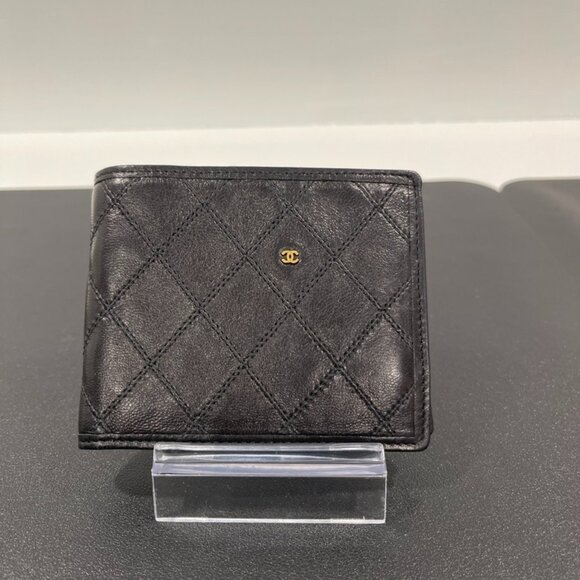 Chanel Vintage Leather Bifold Wallet (133206) - Picture 1 of 10